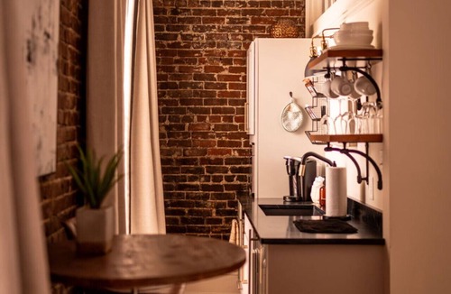 Old City Apartment | The Luxe Loft | Knoxville