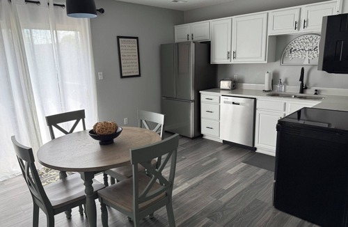 Somerset House | The Nest at Lake Cumberland is the perfect getaway!