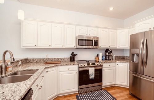 Atlantic Beach House | The Perfect Island Getaway - Ocean Views + Steps to the Sand! Atlantic Beach, NC