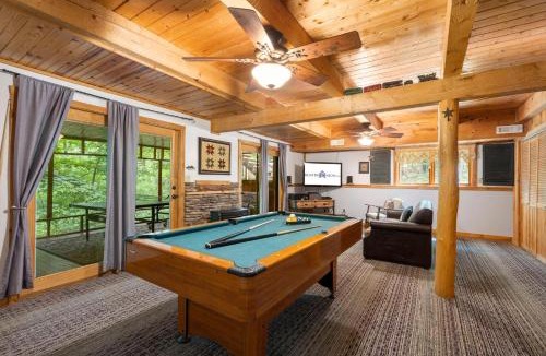 Blue Eye House | The Refuge