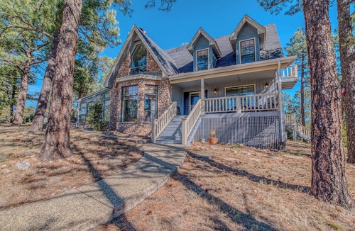 Alto House | 'The Restful Retreat' Mtn-View Alto Group Getaway