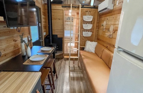 Parsons Cabin | The Self Care Tiny Cabin