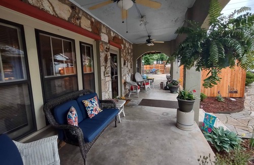 Hardy House | The Spring River Stonehouse Inn, Ben's Room