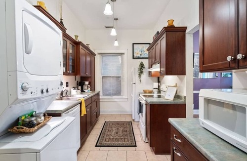 Old Louisville House | The Starburst House | Prime Location | Parking