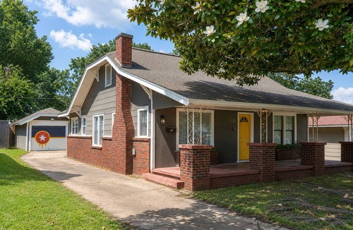 Turner Park House | The Tulsa Flag House - 1920s Tulsa Bungalow
