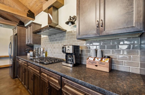 Princeton House | The Wilderness Ranch | Private 440-Acre Luxury Escape w/Hot Tub Outside of Kansas City