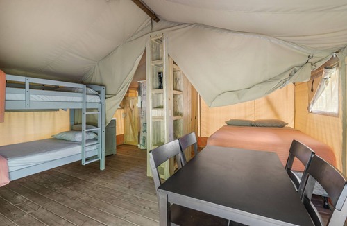 Peace Valley RV Rental | The Willa- our largest accomodation