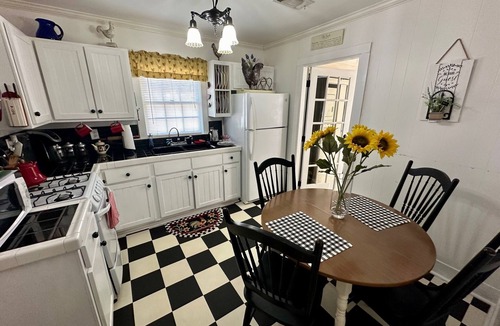 Holly Springs Bed & Breakfast | The Wynne House Inn