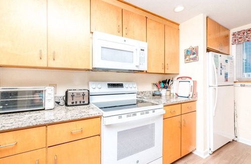 Surf City House | Time in a Bottle Oceanfront, Spacious 6 bedroom in Surf City!