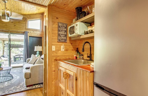 Rogersville Cottage | Tiny Cabin Getaway in the Tennessee River Valley