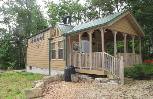 Shell Knob Cabin | TLC-Tiny Cabin with loft located in park like setting.