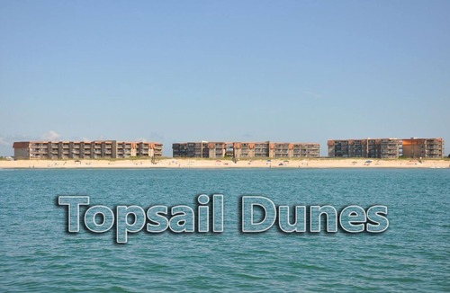 Sneads Ferry Condo | Topsail Dunes 2213 Oceanfront! | Community Pool, Grill Area, Internet