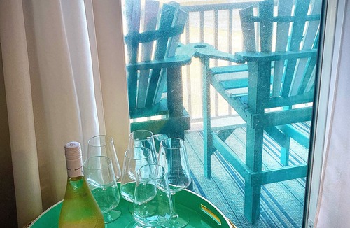 Sneads Ferry Condo | Topsail Paradise-Self Check-in and Steps to Beach!