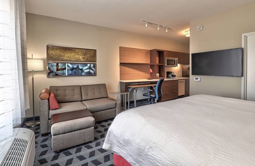 Near North Valley Hotel | TownePlace Suites by Marriott Albuquerque Old Town