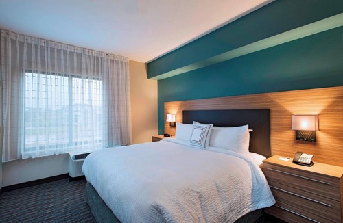 West Des Moines Hotel | TownePlace Suites by Marriott Des Moines West/Jordan Creek