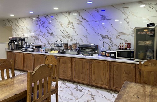 Truth or Consequences Hotel | Travelodge by Wyndham Truth or Consequences
