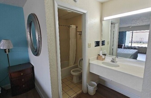 Richmond Hotel | Travelodge by Wyndham Richmond Kentucky