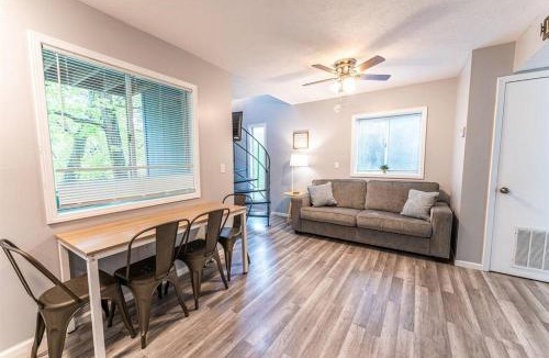 Indian Point Villa | Tribesman #23 Newly Renovated, Near Silver Dollar City