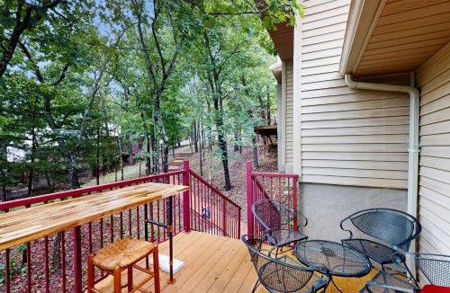 Kimberling City Apartment | Tucked Away Getaway