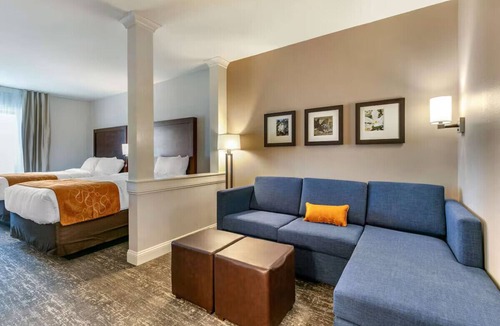 Tupelo Hotel | Tupelo 2 Queen Suite w/Pool & Gym