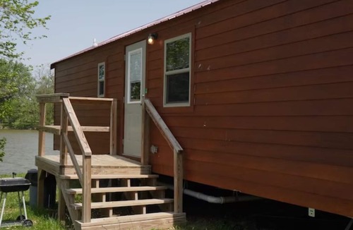 Pittsfield Cabin | Twin Cabins | Pine Lakes Getaway | Seasonal Pool, Lake & Family Activities