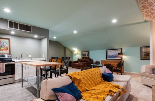 Butchertown Apartment | Two Bedroom Apartment In Historic Nulu Property