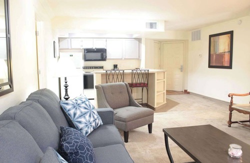 Greenwich Apartment | Two Bedroom Second Floor