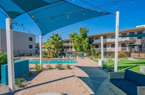 Goebel Apartment | TWO Bold Gorgeous CozySuites | Camelback 07&09