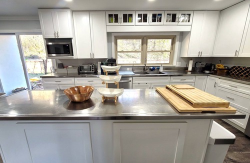 Lupton City House | Ultimate Serene Mountain Retreat on 1+ Acre Private Land, Minutes to Downtown