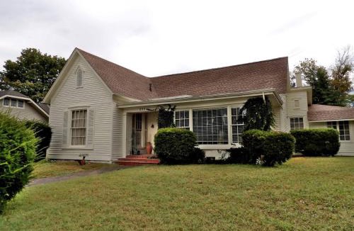 Madisonville House | Union Station