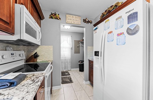 Table Rock Condo | Uniquely charming Pet Friendly 2 Bed condo near the strip at Pointe Royale!