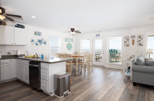 Sneads Ferry House | Unobstructed Views and Beach at "Turtle Time!"