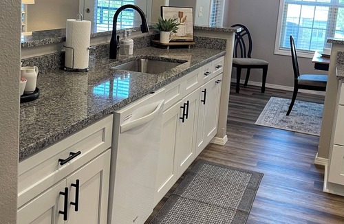 Branson West Condo | Updated Luxury Condo With Fireplace Near Branson Strip and Silver Dollar City
