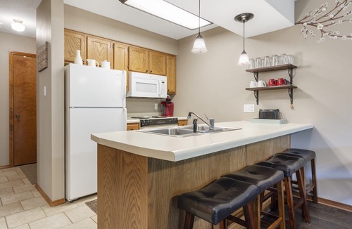 Notch Estates Condo | Vacay N Stay | Quiet Community Near Branson!