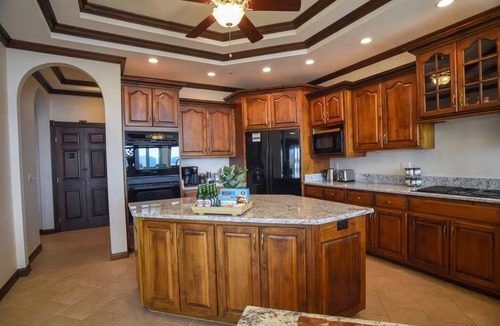 Mount Eden House | Van Buren Village, Hot Tub, Fire Pit, Hiking, Fishing, Historic