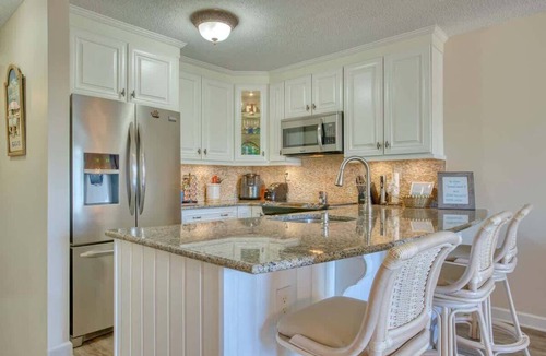 North Topsail Beach Condo | Villa Capriani 102B - Oceanfront - Pools - Restaurant - Premiere