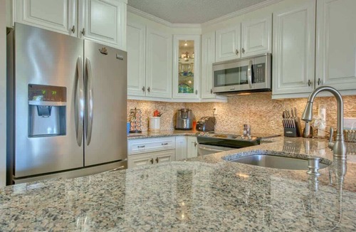 North Topsail Beach Condo | Villa Capriani 102B - Oceanfront - Pools - Restaurant - Premiere