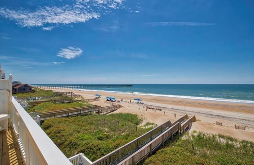 North Topsail Beach House | Villas Drive 860 Oceanfront! | Community Pool, Hot Tub, Elevator, Internet