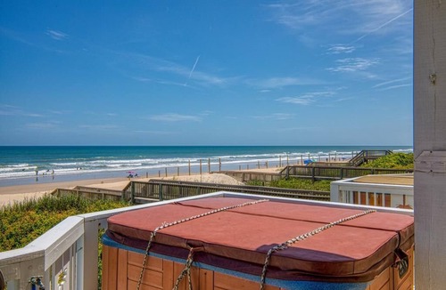 North Topsail Beach House | Villas Drive 872 | Oceanfront | Hot Tub | Community Pool | Elevator