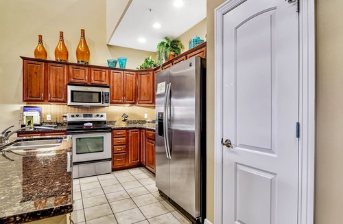 Fieldstone Bluffs Villa | Vista - Sleeps 6-10 4 Bedroom Villa by RedAwning