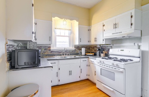 Vollintine-Evergreen House | Walk to Parks & Dining! Memphis Home w/Yard