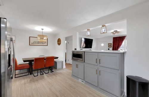 Fern Creek House | Walk to Restaurants | Sleeps a Crowd | Bourbon Trail Base