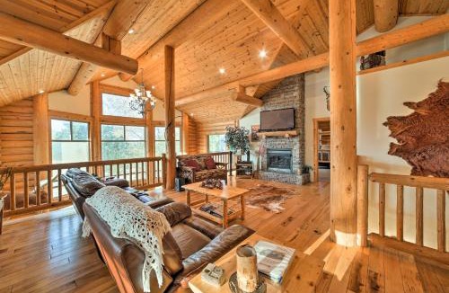 Shell Knob House | Walk to Table Rock Lake Spacious Home with Deck!