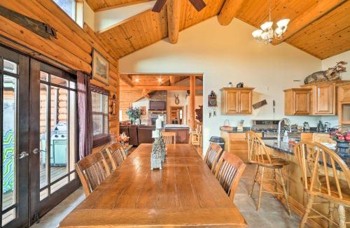 Shell Knob House | Walk to Table Rock Lake Spacious Home with Deck!