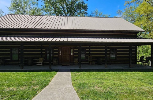 Bronston Cabin | Walk to the water log cabin, access to dock, hot tub, fire pit, grill, spacious