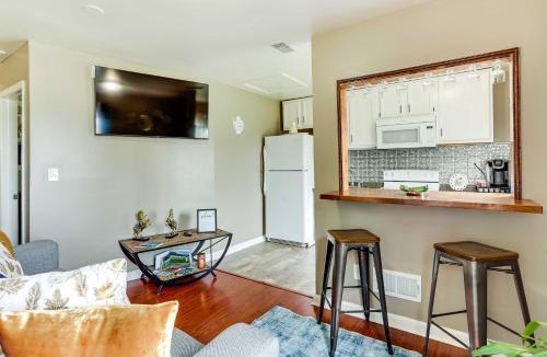 Bashford Manor House | Walkable Apt Near Kentucky Derby!
