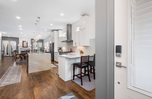 Hillsboro West End House | Walkable Hillsboro Home - Near 12 South & Vandy