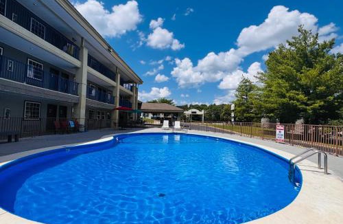 Branson Hotel | Wander Inn