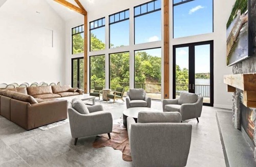 Osage Beach House | waterford wonderland