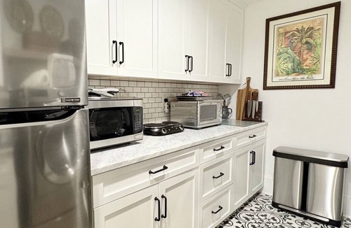 Swansboro Apartment | Waterfront apartment in Swansboro with boat lift, dock deck. beautiful views, and kayak launch w/kayaks.